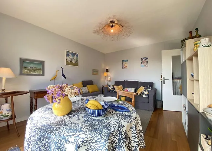 T2 Avec Balcon, Parking Et Proche - - Fr-1-245-187 * La Baule-Escoublac